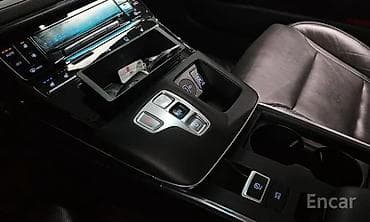 Продажа авто: Hyundai Grandeur: 2021 г., Робот, Газ, Седан — 6