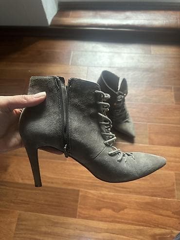 Ботинки и ботильоны: Очень красиво сидят на ножке. Замшевые ботильоны на шпильке. - Цвет — 2