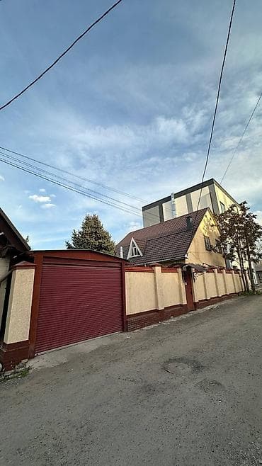 район юг 2: 🏡 СРОЧНО ПРОДАЁТСЯ уютный 2-этажный дом в районе Юг-2 📍 ул. Горького / — 1