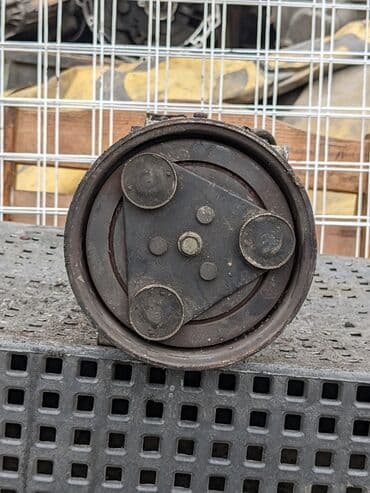 промышленный компрессор: Компрессор Mazda 2000 г., Б/у, Оригинал, Германия — 9