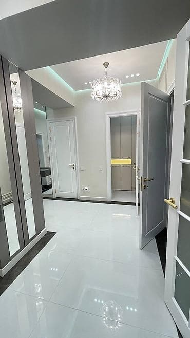 квартира с мебелью: 3 комнаты, 80 м², 8 этаж — 9