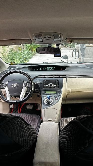 диска на авто: Toyota Prius: 2011 г., Вариатор, Гибрид, Хэтчбэк — 4