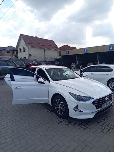 сонота дн8: Hyundai Sonata: 2021 г., 2 л, Автомат, Гибрид, Седан — 10