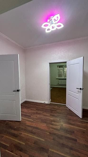 сразу: Продаётся уютный дом в ж/м Ак-Ордо-2 📍 Район: Ак-Ордо-2 🏠 Площадь — 7