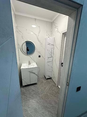 с чуй: Аренда офисов, 58 м², В бизнес центре, С оборудованием, С отдельным сан узлом, С системой безопасности — 7