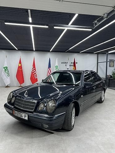 210 cdi: Mercedes-Benz E-Class: 2000 г., 4.3 л, Автомат, Бензин, Седан — 1