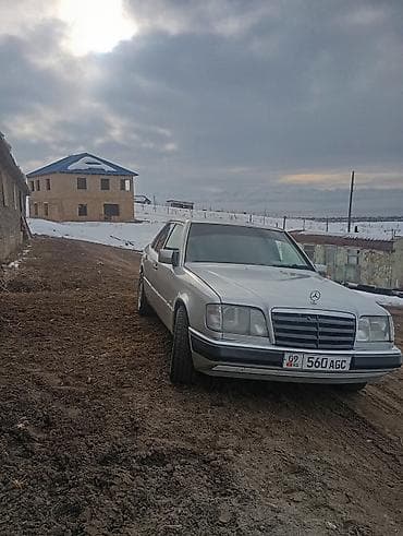 Транспорт: Mercedes-Benz W124: 1992 г., 2 л, Механика, Седан — 3