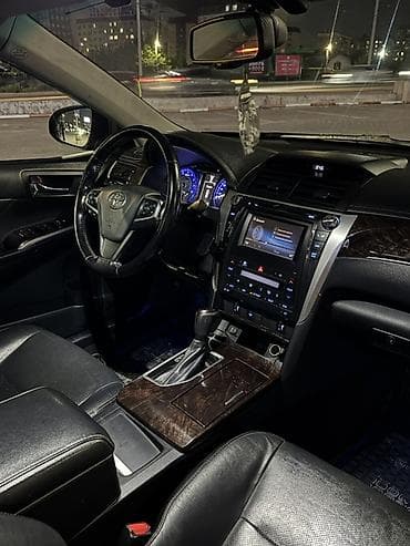 Продажа авто: Toyota Camry: 2017 г., 2.5 л, Автомат, Бензин, Седан — 9
