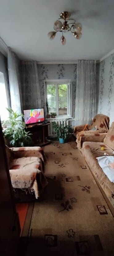 Үйдү ижарага алам: Үй, 70 кв. м, 5 бөлмө — 10