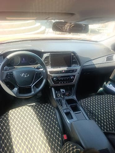 Hyundai Sonata: 2017 г., 2 л, Автомат, Газ, Седан — 5
