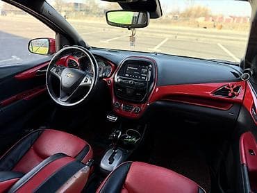 mazda 121: Продаётся Chevrolet Spark (Sport) Год выпуска: 2016 Двигатель: 1.0 — 5