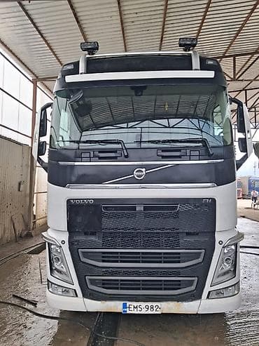 альфард стекло: Грузовик, Volvo, Новый — 3