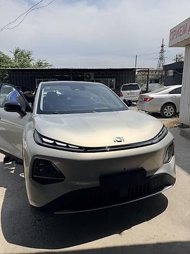 byd e2 2021: Changan Qiyuan Q05: 2026 г., Электромобиль — 4