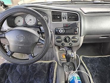 Nissan Primera: 1999 г., 2 л, Вариатор, Газ, Хэтчбэк — 3