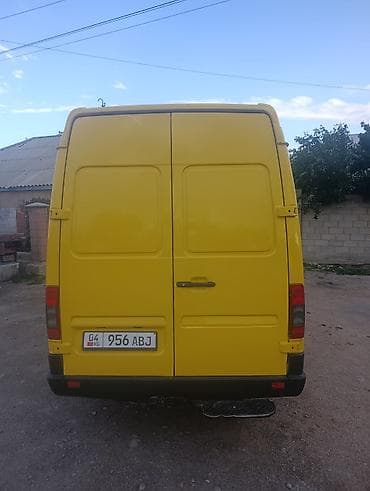 Унаа: Mercedes-Benz Спринтер: 2003 г., 2.7 л, Кол менен иштөөчү, Дизель, Van — 4