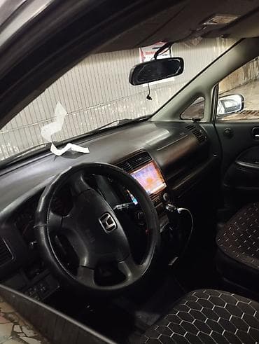 Honda Stream: 2001 г., 1.7 л, Механика, Бензин, Минивэн