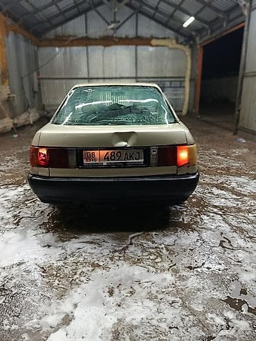аудио техника: Audi 80: 1987 г., 1.8 л, Бензин, Седан — 2