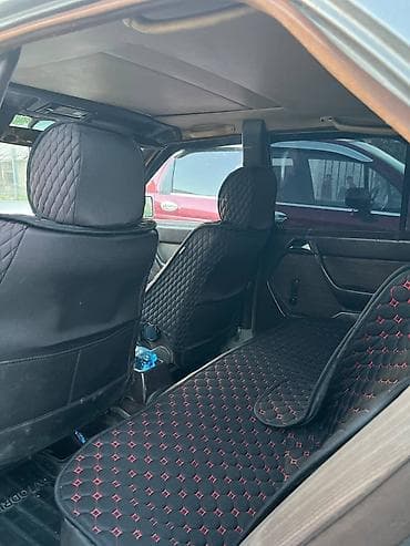 Унаа сатуу: Mercedes-Benz W124: 1988 г., 3 л, Кол менен иштөөчү, Седан — 3