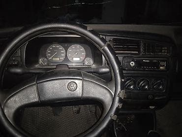 Транспорт: Volkswagen Golf: 1992 г., Механика, Хэтчбэк — 4