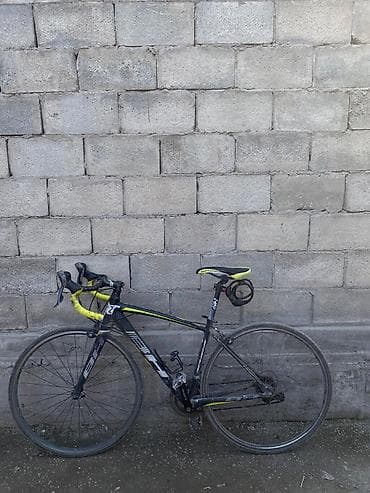 карбоновое колесо: Шоссейный велосипед, GT — 2