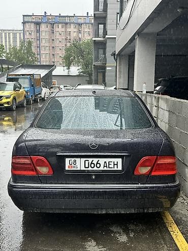 Продажа авто: Mercedes-Benz E-Class: 1998 г., 3.2 л, Автомат, Бензин, Седан — 5