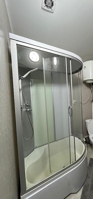 Душевая кабина Полукруглая, Размер: 110 x 90 см, Высота поддона: 50 см,Покрытие: Прозрачный