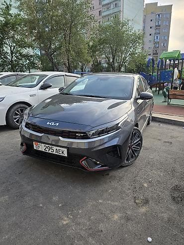 Продажа авто: Kia Forte: 2022 г., 1.6 л, Автомат, Бензин, Седан — 2