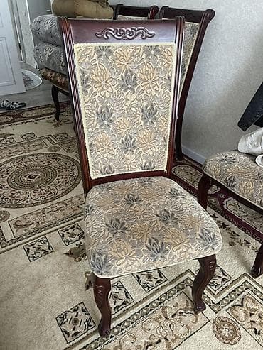 резный: Стул для зала, Б/у, Дерево — 2