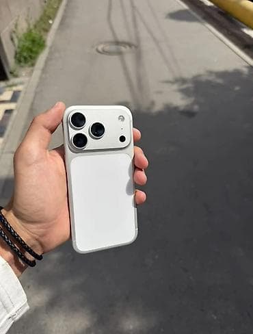 iphone 9: IPhone 16 Pro Max, Новый, 256 ГБ, Белый — 2
