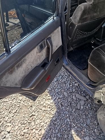 Продажа авто: Nissan Bluebird: 1986 г., 2 л, Бензин, Седан — 6