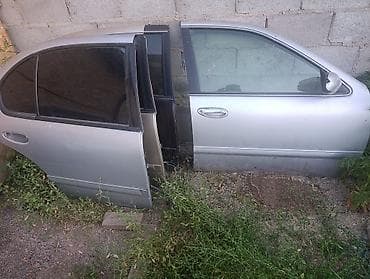 n max: Nissan Cefiro Maxima A32 
Ниссан Цефиро Максима А32 
дверь — 1