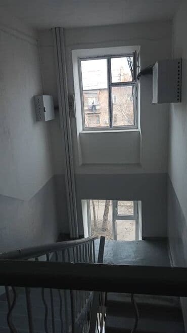 квартира без ремонта купить: 3 комнаты, 60 м², Хрущевка, 4 этаж, Косметический ремонт — 13