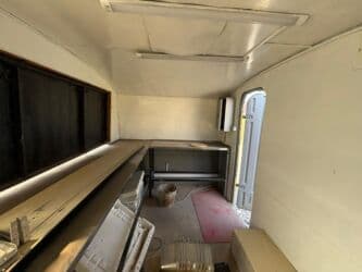 дом в колесах: Трейлер кофейня на колёсах продаю срочно!!!! торг и обмен на машину — 4