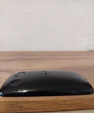 3 мик: В отличном состоянии. Использовался с защитным стеклом. Без сколов и — 6