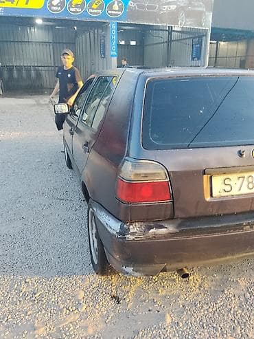cga3 de: Volkswagen Golf: 1992 г., 1.6 л, Механика, Бензин, Хэтчбэк — 7