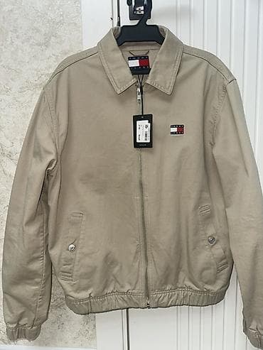 юникло япония: Мужская куртка, S, Tommy Hilfiger, Новый, цвет - Бежевый — 1