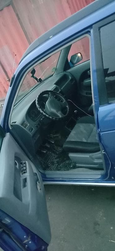 продам авто в бишкек: Daihatsu Charade: 2000 г., 1.6 л, Механика, Бензин, Минивэн — 7