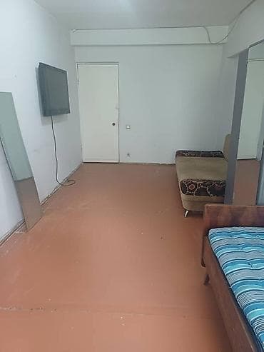 сыдыков: 2 комнаты, 42 м², Индивидуалка, 1 этаж, Косметический ремонт — 4