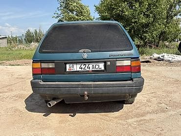 lexus es 300 2020: Volkswagen Passat Variant: 1993 г., Универсал — 4