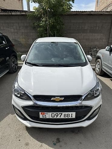 smart plus: Chevrolet Spark: 2020 г., 1 л, Автомат, Бензин, Хэтчбэк — 4