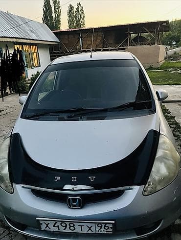 вампер фит: Honda Fit: 2002 г., 1.3 л, Автомат, Бензин, Хэтчбэк — 2