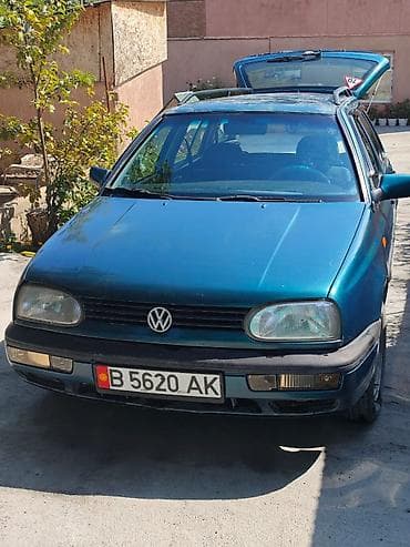 хэтчбек машина: Volkswagen Golf Variant: 1994 г., 2 л, Автомат, Бензин, Универсал — 1