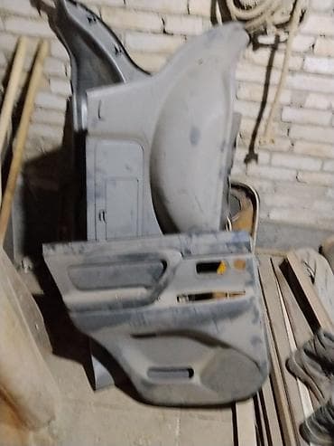 таета креста: Обшивка багажника Toyota 2002 г., Б/у — 2