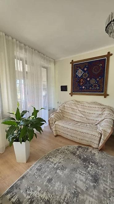 сдаю кв алтын ордо: 🏡 Просторный двухэтажный дом в жилмассиве Алтын Ордо 📍 Район: Алтын — 4