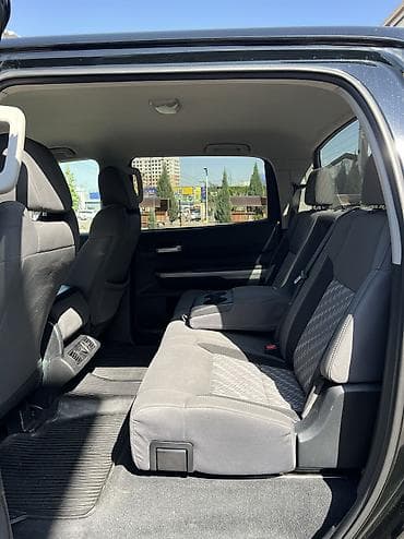 5700: Toyota Тундра: 2018 г., 5.7 л, Автомат, Бензин, Пикап — 8