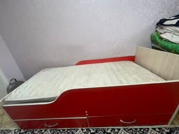 кровать с ящиками односпальная: Детская односпальная кровать с бортиками и выкатными ящиками для — 1