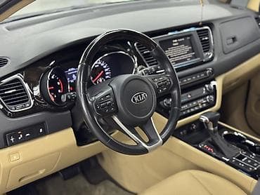 carnival: Kia Carnival: 2020 г., 2.2 л, Автомат, Дизель, Минивэн — 6