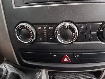 ремонт термобудки: Mercedes-Benz Спринтер: 2010 г., 3 л, Механика, Дизель, Фургон — 3