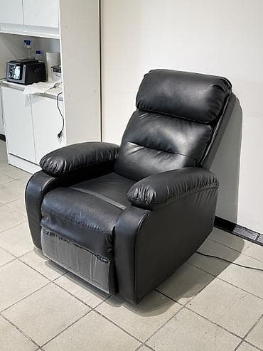 стол офисный ош: Продам салонное оборудование, есть электрический реклайнер, аппараты — 8