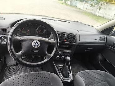 подогрев зеркал: Volkswagen Golf: 1998 г., 1.6 л, Механика, Бензин, Хэтчбэк — 10